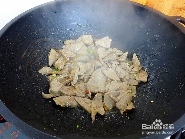 如何做嫩滑羊肝盖浇饭