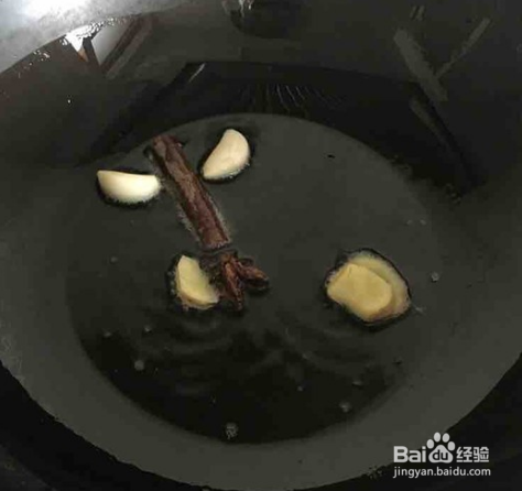 家庭版西红柿炖牛腩的做法