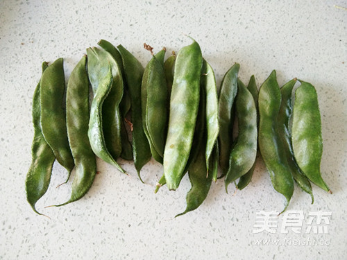 风味扁豆辣椒闷烧肉