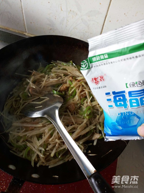 酸辣土豆丝的做法