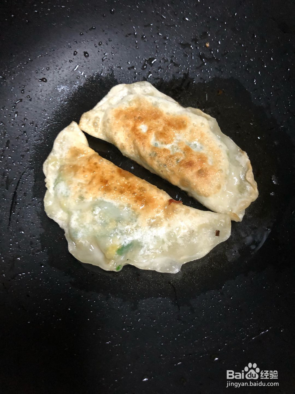 韭菜盒子做法韭菜鸡蛋煎饺做法韭菜鸡蛋馅饼