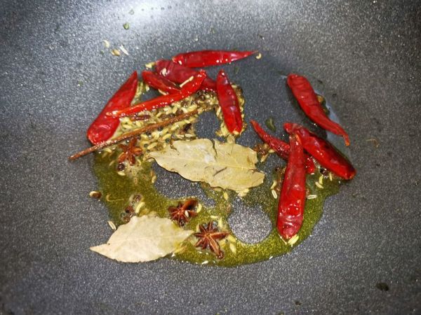 秘制萝卜焖牛腩