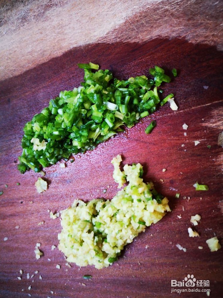 简单快捷的葱姜梭子蟹