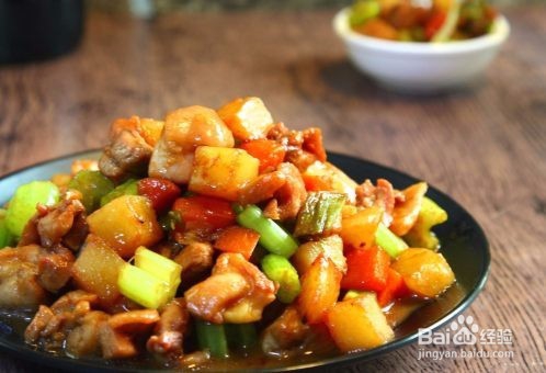 鸡丁炒土豆是怎么做的?家常教程