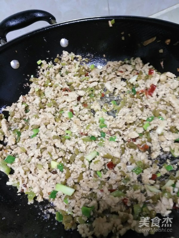 酸豇豆肉沫的做法