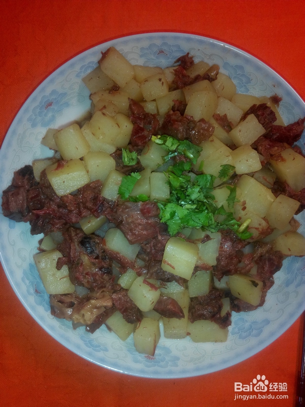 干靠牛肉土豆丁