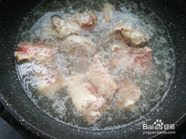 家庭自制灵芝肉骨汤