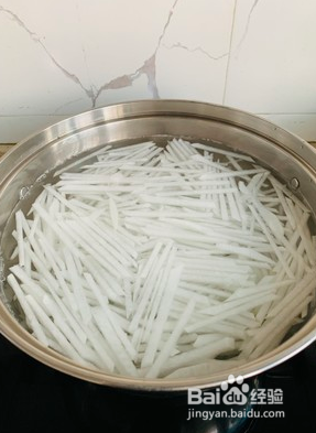 立冬以后必吃的萝卜肉丸子汤