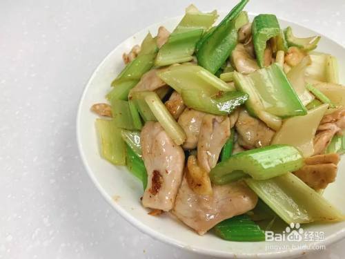 怎样做出家常菜系列之西芹炒鸡柳