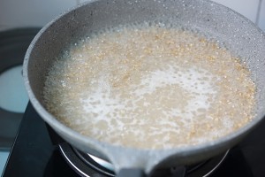 煮钢切燕麦的做法