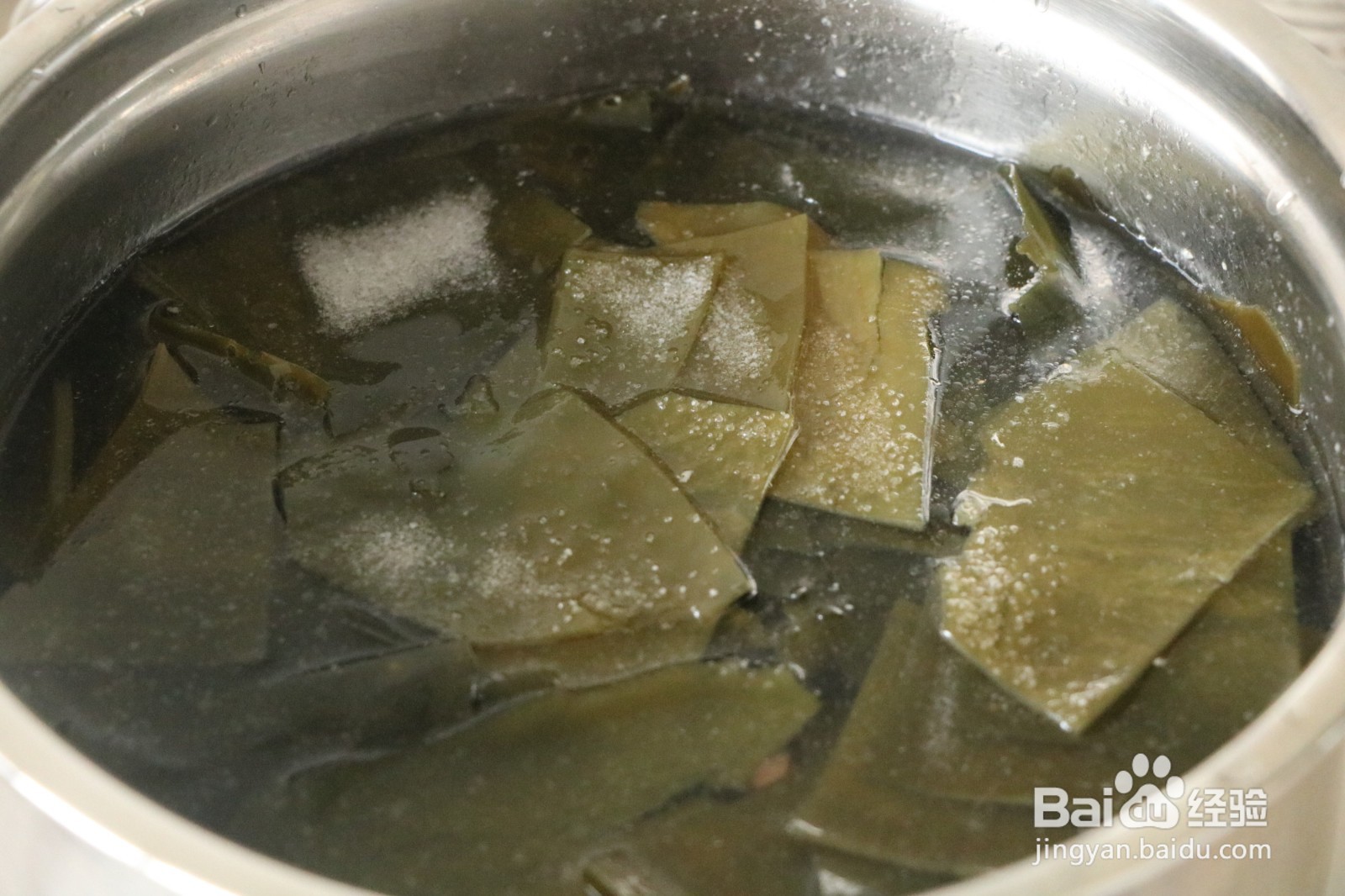 海带排骨汤的做法