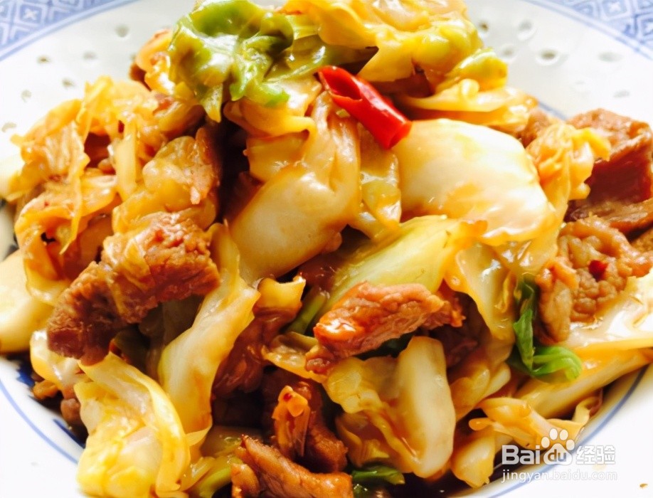 包菜炒肉的做法