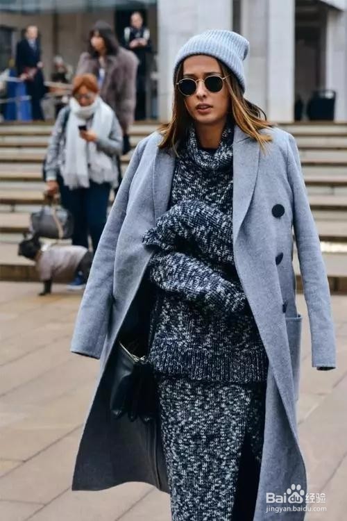 王凯丽长大衣里面套裙子,竟然这么好看!