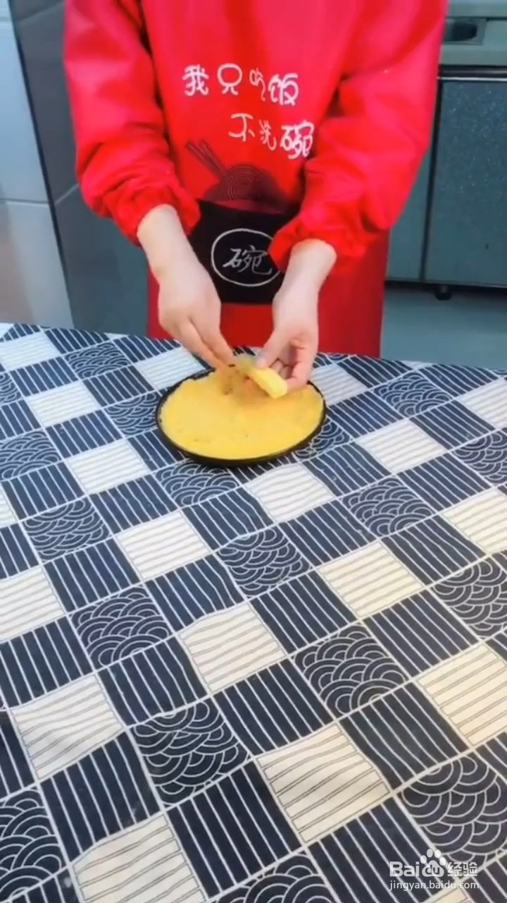 如何制作简单好吃的脆皮炸鲜奶