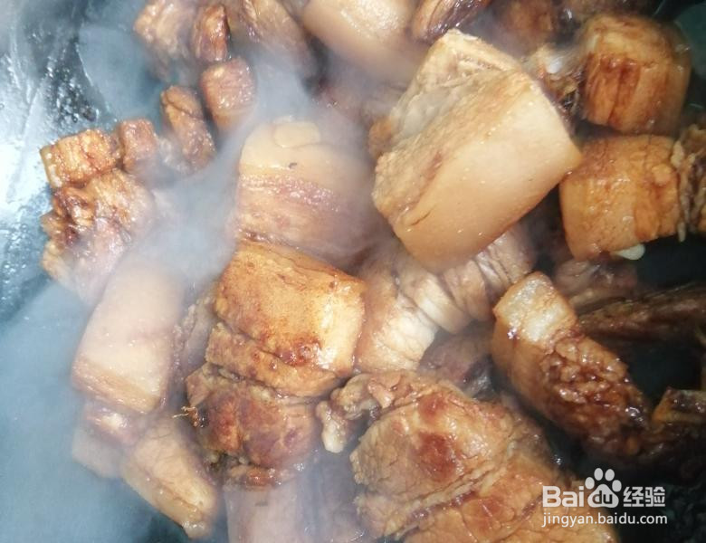 红烧肉烧鹌鹑蛋的做法