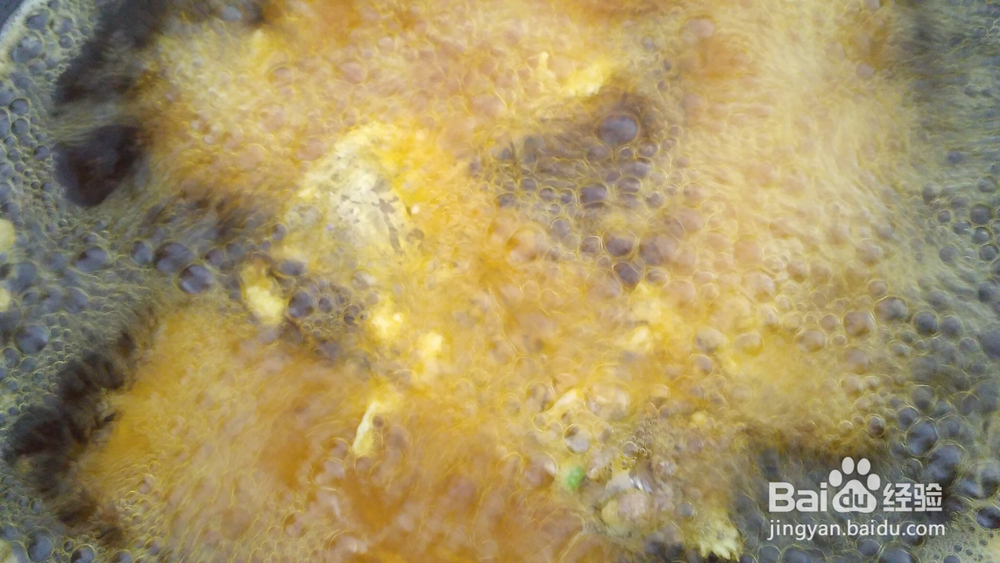 煎炸带鱼，年夜饭，带鱼的煎炸方法。