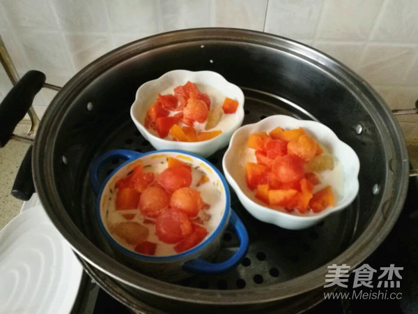 冰糖炖木瓜牛奶