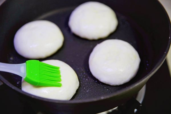 花生芝麻红糖发面小饼