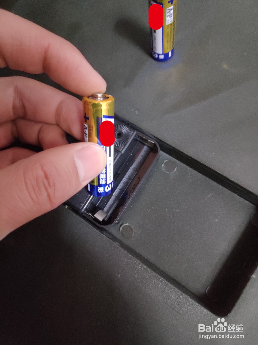 钟表的电池怎么更换