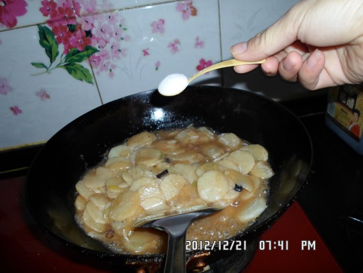 超级美味的清炒山药片，今天就来教你做