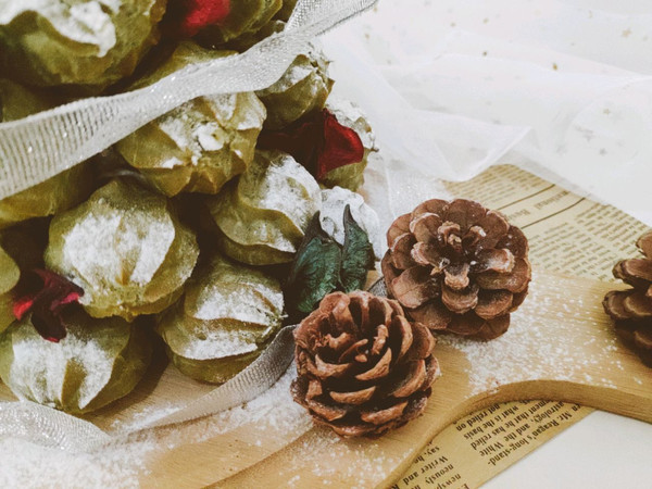 抹茶泡芙圣诞树