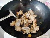 东北排骨炖土豆