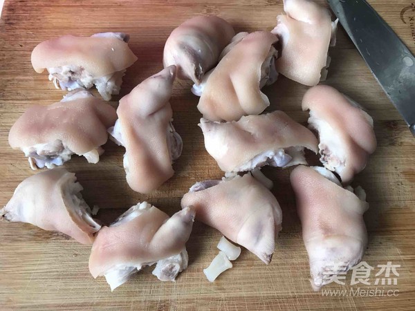 啤酒烧黄豆猪蹄