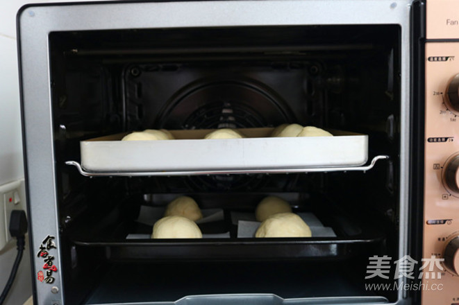 香甜柔软板栗小餐包