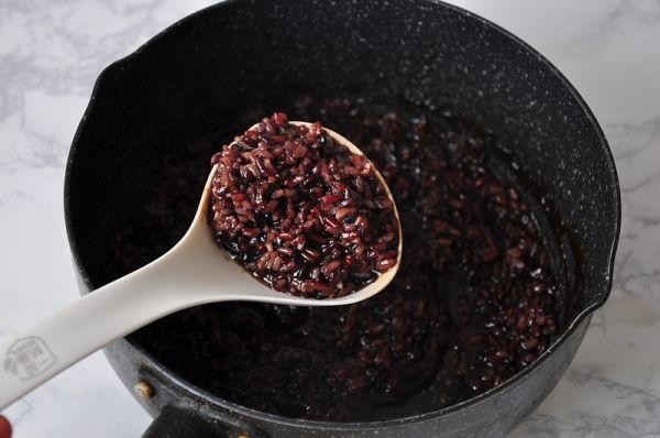 黑糖糙米红豆奶茶