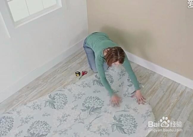 自己动手贴壁纸