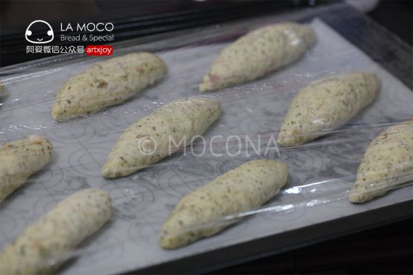 培根橄榄高纤面包
