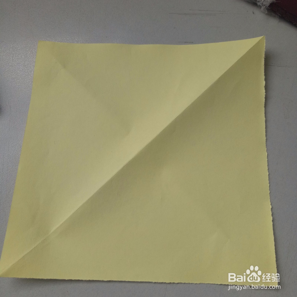 爱心窗花的剪纸方法