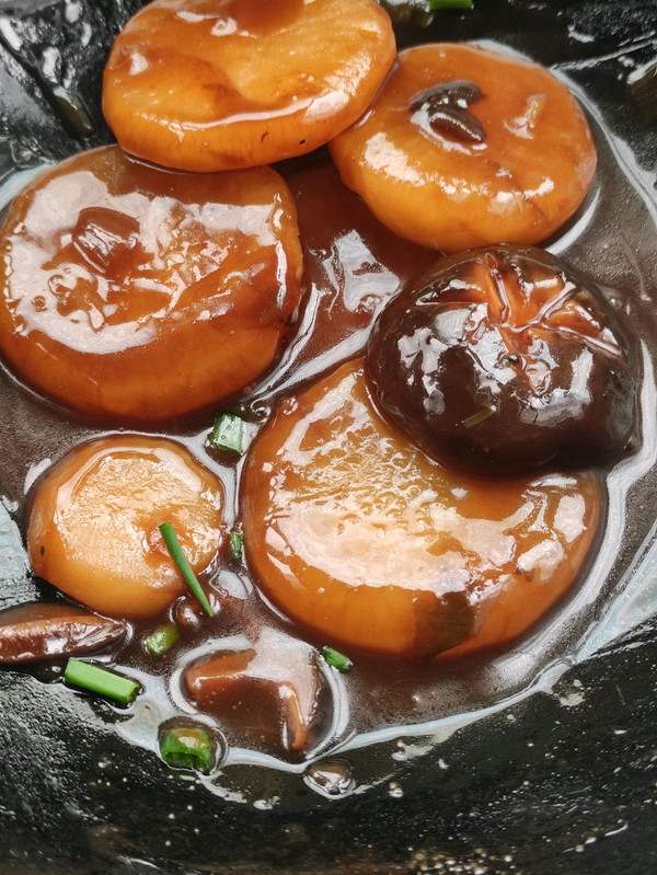 鲜香鲍汁炖萝卜