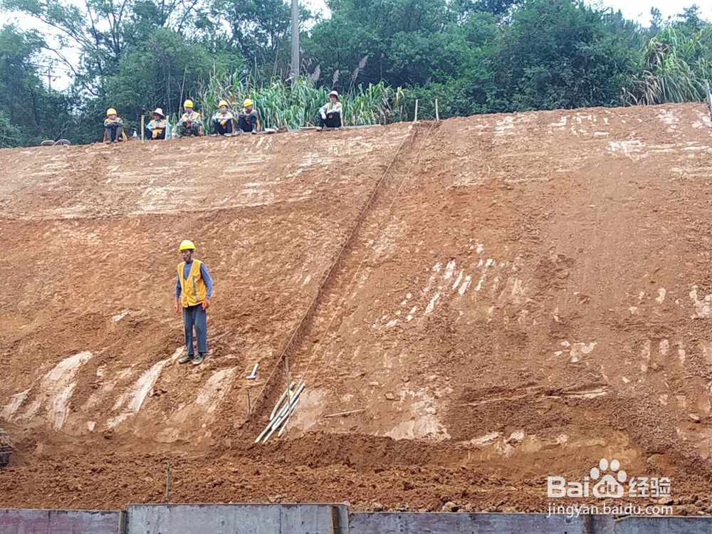 开挖框架沟槽的要求有哪些？