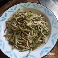 豆角炒粉条的做法