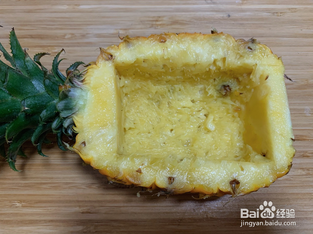 菠萝虾仁炒饭的做法