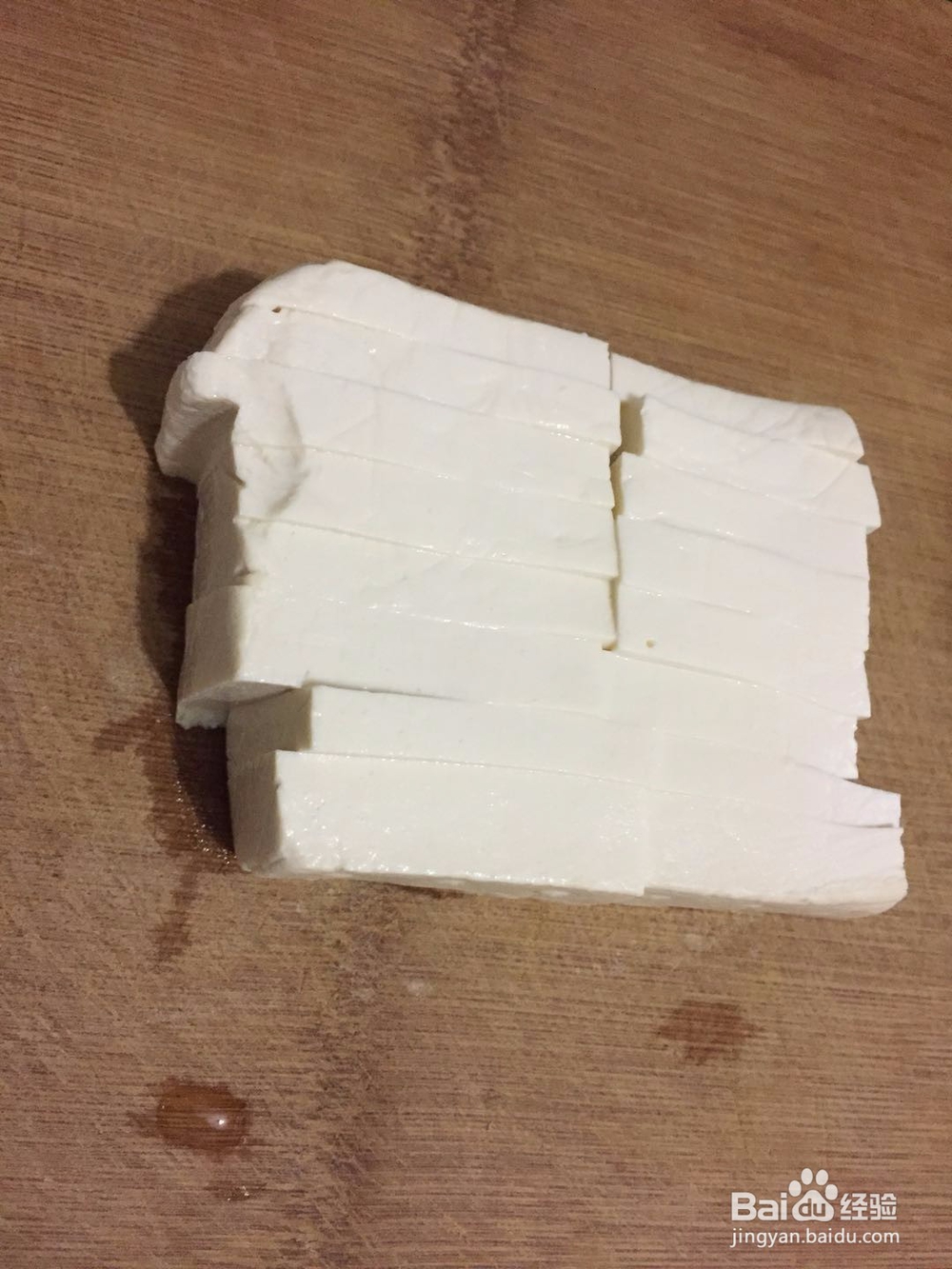 香菜鲫鱼豆腐的做法，很好吃哦