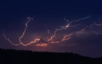 #120#触电后如何急救