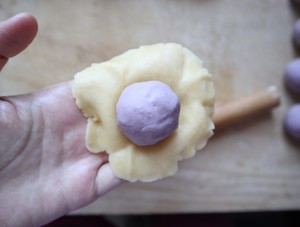 自制芋泥味流心仙豆糕