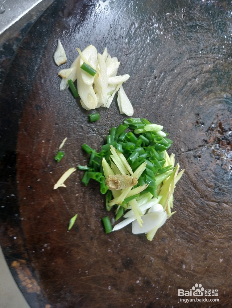 让人流口水的冬菇笋干腊肉