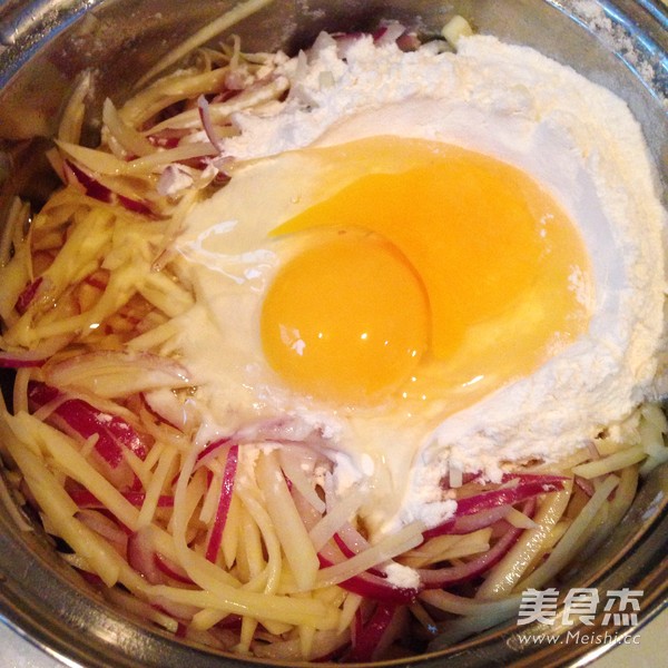 土豆丝煎饼的做法