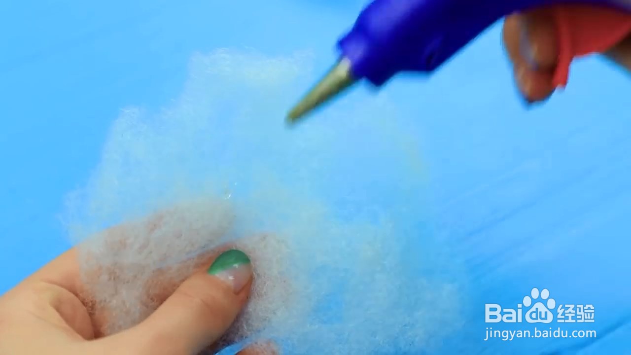 一款粉色头发的云朵发夹，夹头发上超美的