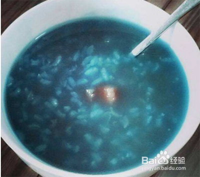 紫薯煮完水怎么变绿了