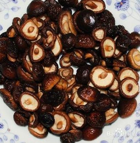 抗癌食谱：香菇干贝炖猪血