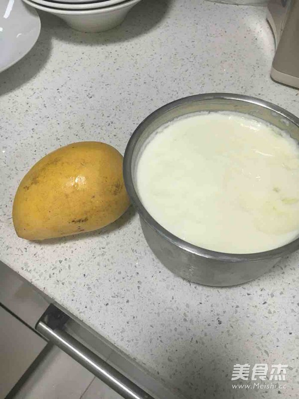 芒果酸奶的做法