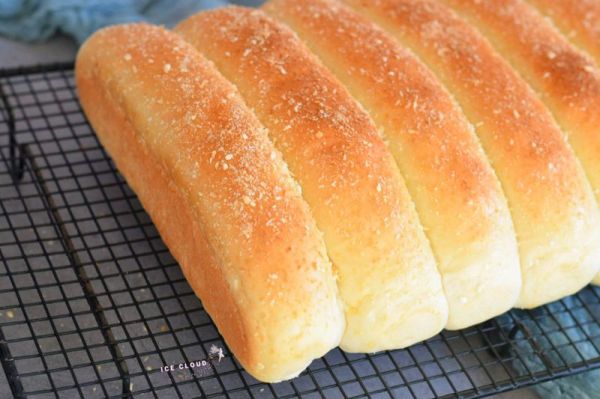 椰蓉蜜豆小排包