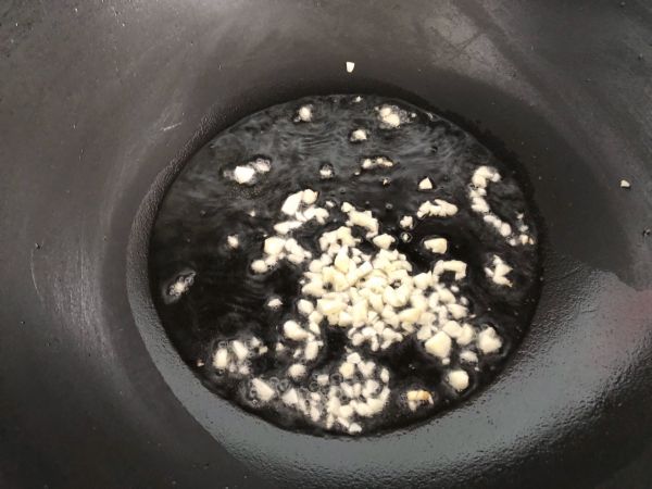 茄汁金针菇牛肉卷