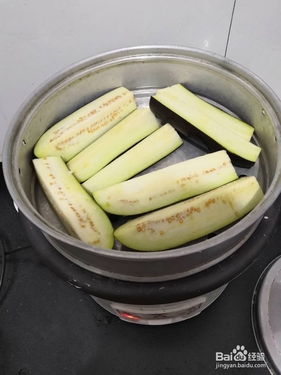 凉拌手撕紫茄子