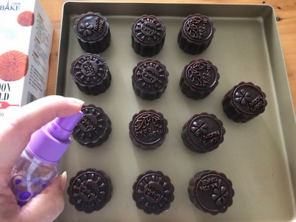 巧克力乳酪椰蓉月饼