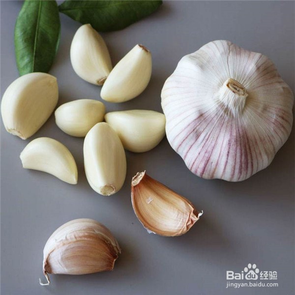 大蒜不适宜哪些食品同食，不适宜哪些人群